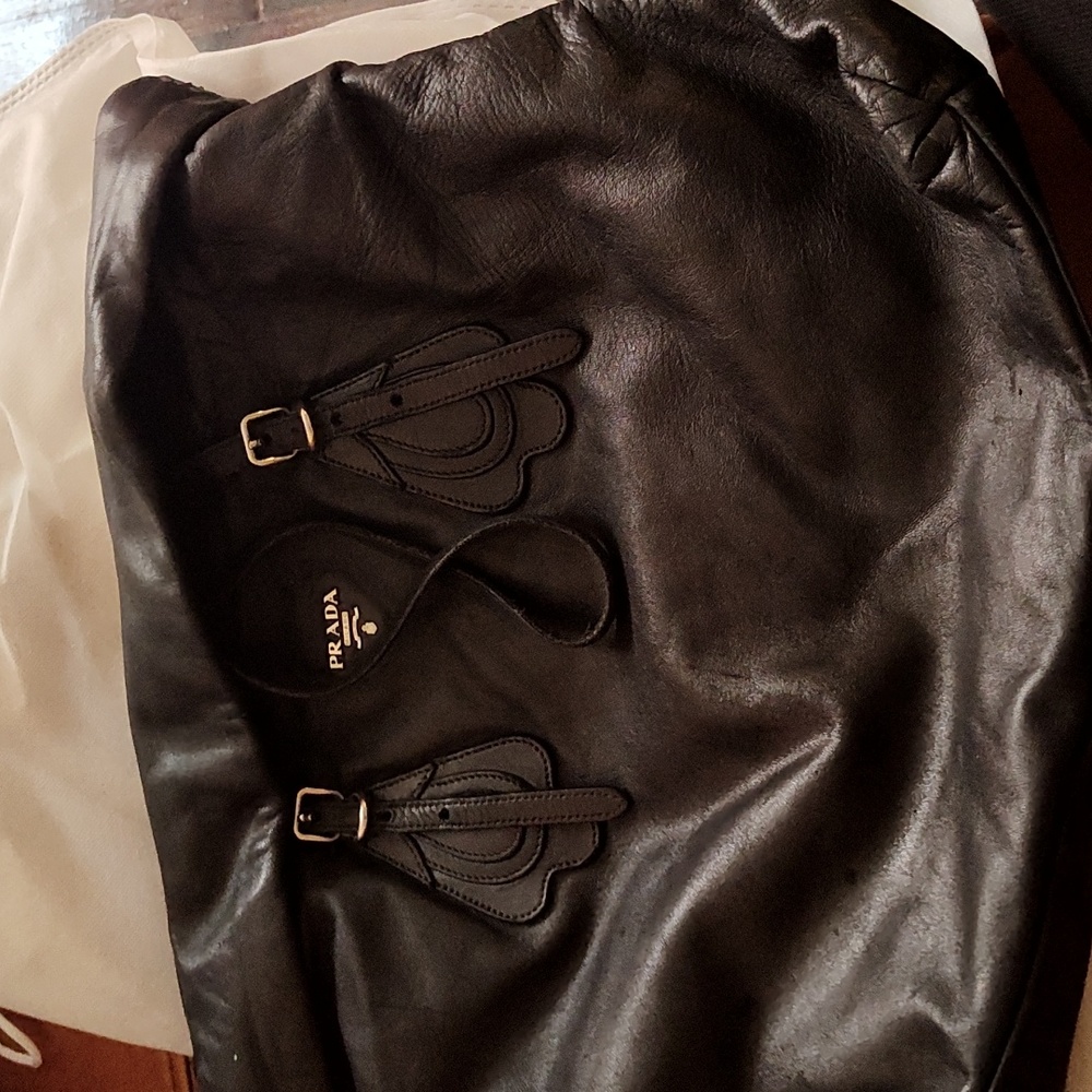 PRADA TOTE - Picture 2 of 5